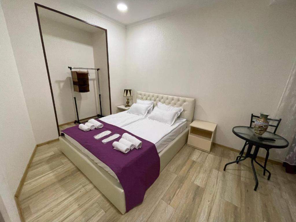 Aa Hotel Тбилиси Екстериор снимка